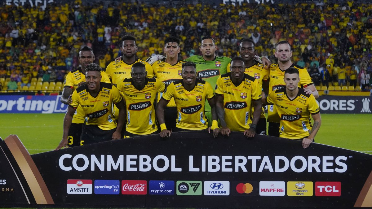 Barcelona recibirá a Universitario por la tercera fecha del grupo B de la Copa Libertadores 2025.