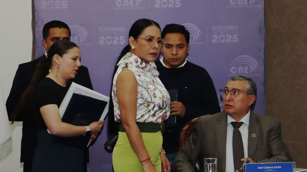 La presidenta del CNE, Diana Atamaint, se refirió al reclamo del correísmo.