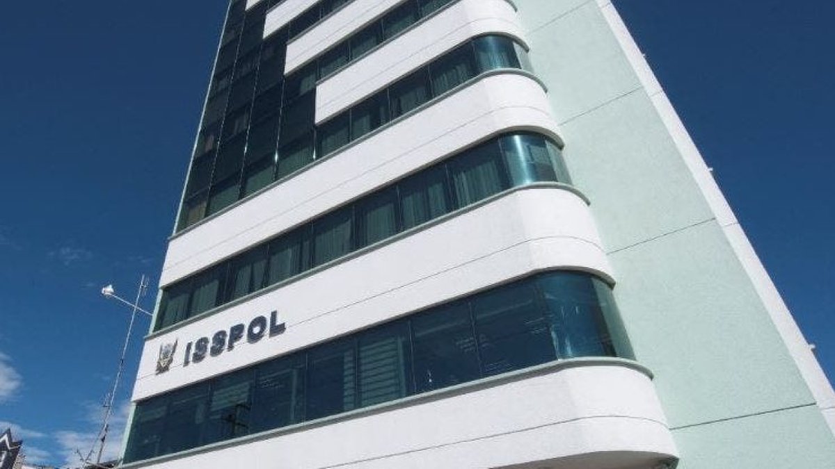 De captar los $170    millones del banco Safra, la entidad aún debe recuperar cerca de $200 millones más.