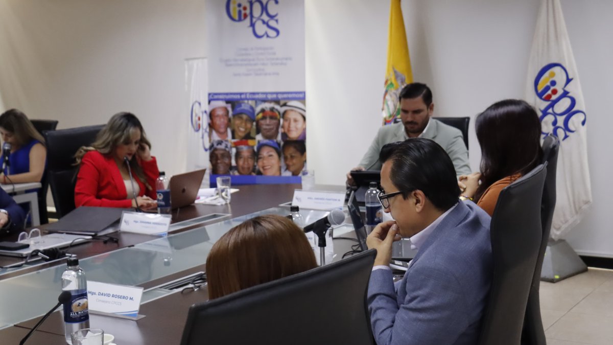 David Rosero ya fue principalizado y participó de la sesión de este 23 de abril de 2025.