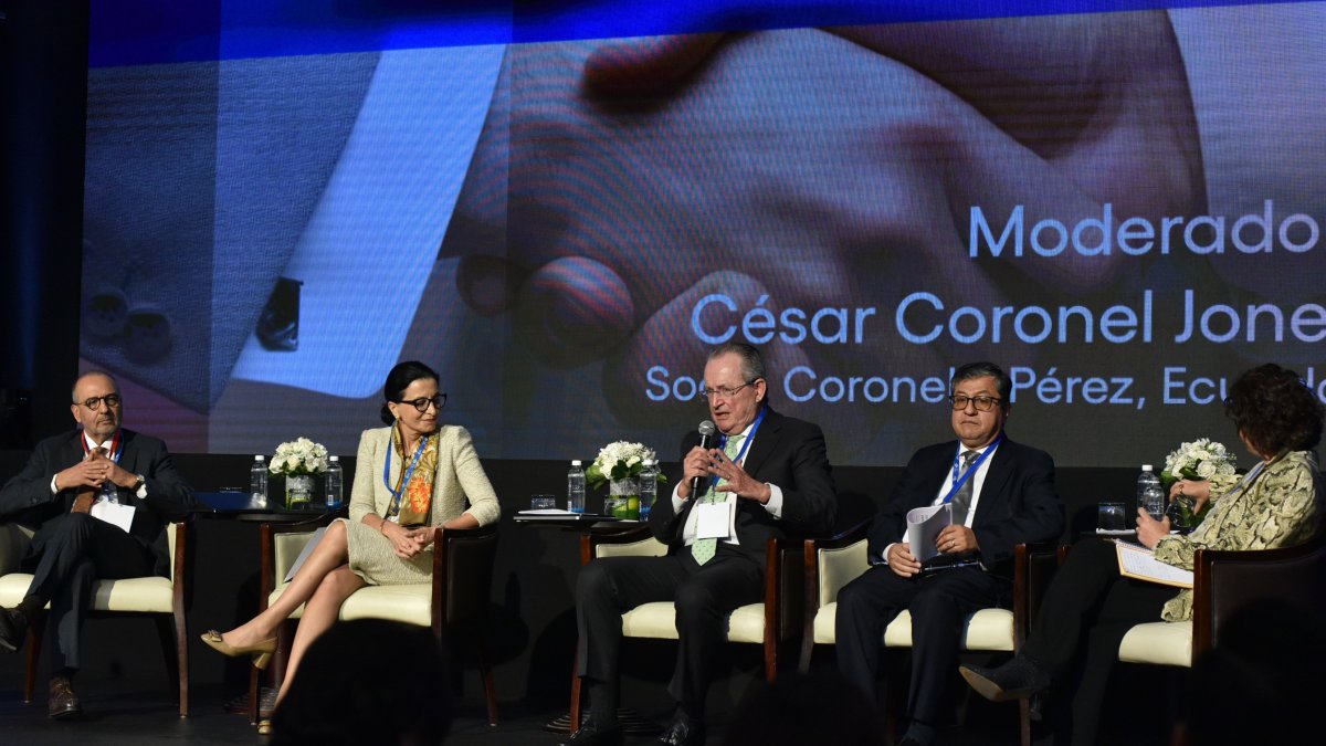 Evento. Empresarios analizan mecanismos alternativos de defensa, para dirimir conflictos.