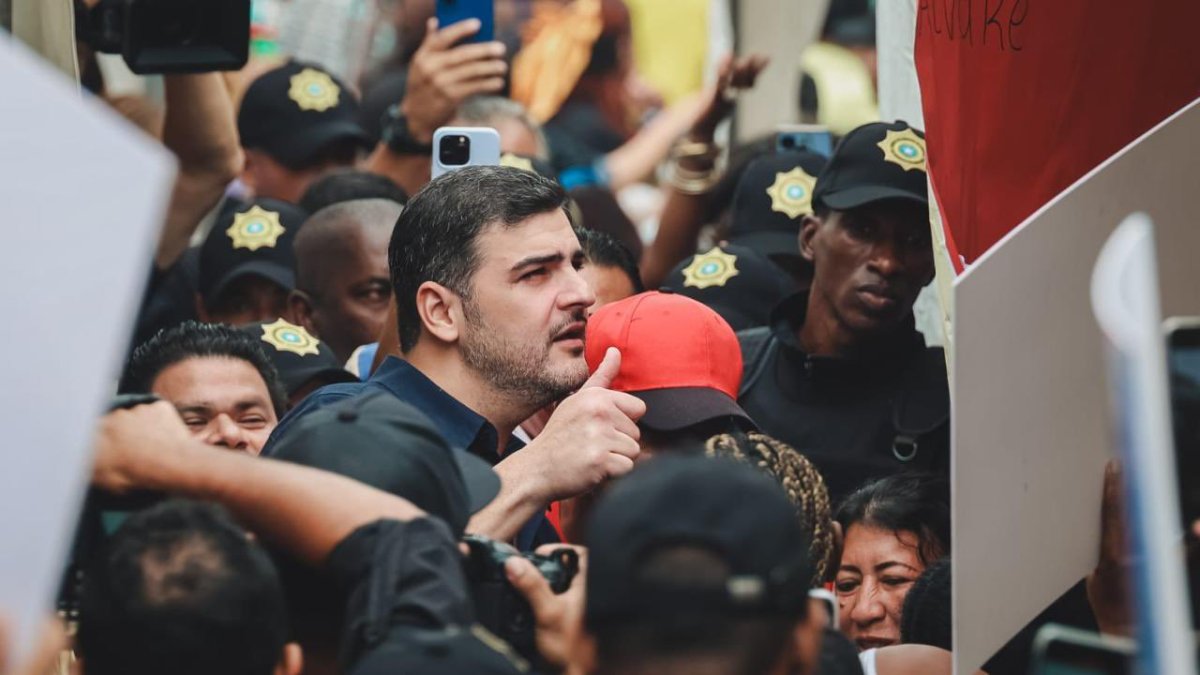 El alcalde de Guayaquil es procesado por un presunto delito de comercialización ilegal de combustible.