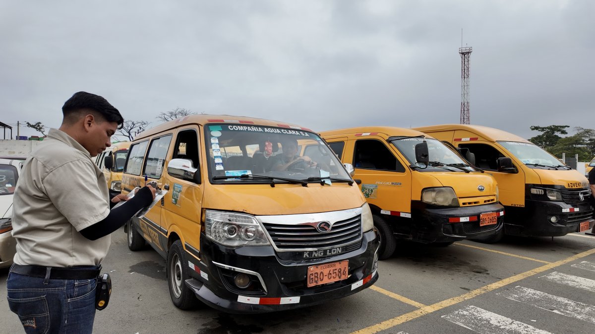 Revisión de expresos escolares por parte de la ATM