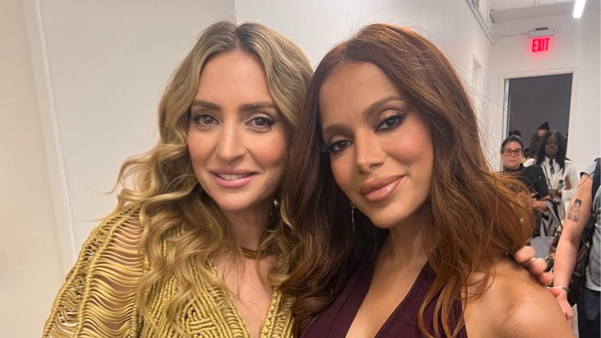 MIrella Cesa junto a Anitta.