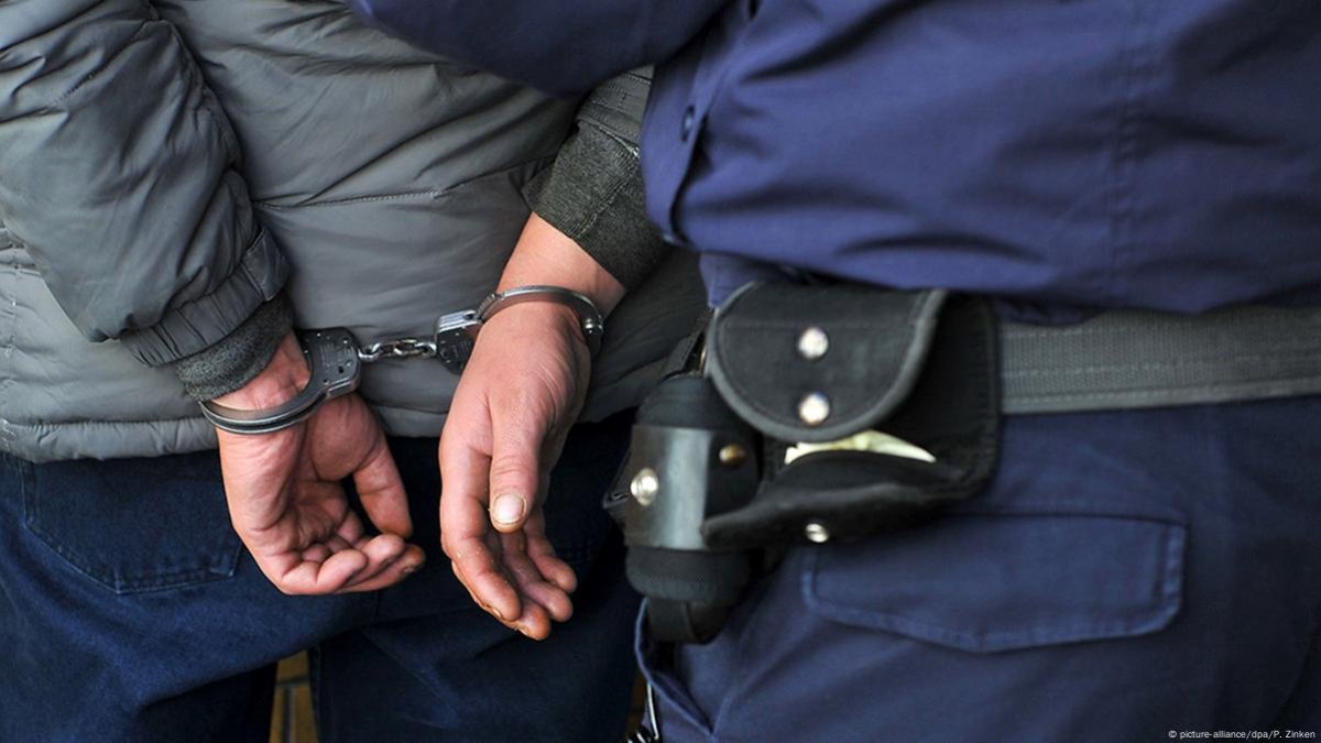 Referencial.Un oficial en servicio activo fue capturado en el norte de Quito mientras manejaba un vehículo reportado como robado.