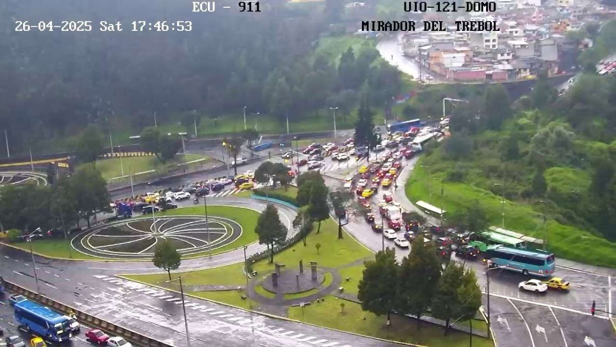 El agente de tránsito Henry Paúl Uribe Campoverde perdió la vida durante el deslizamiento de tierra en El Trébol, Quito