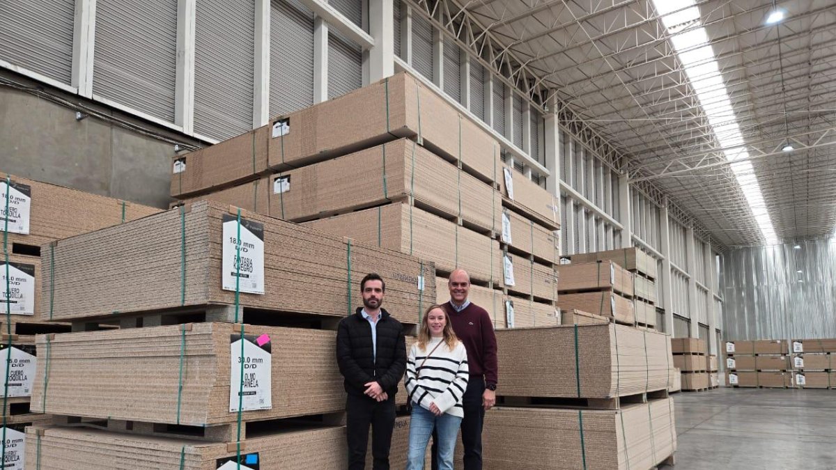 Novopan inició sus operaciones en Ecuador en 1978.