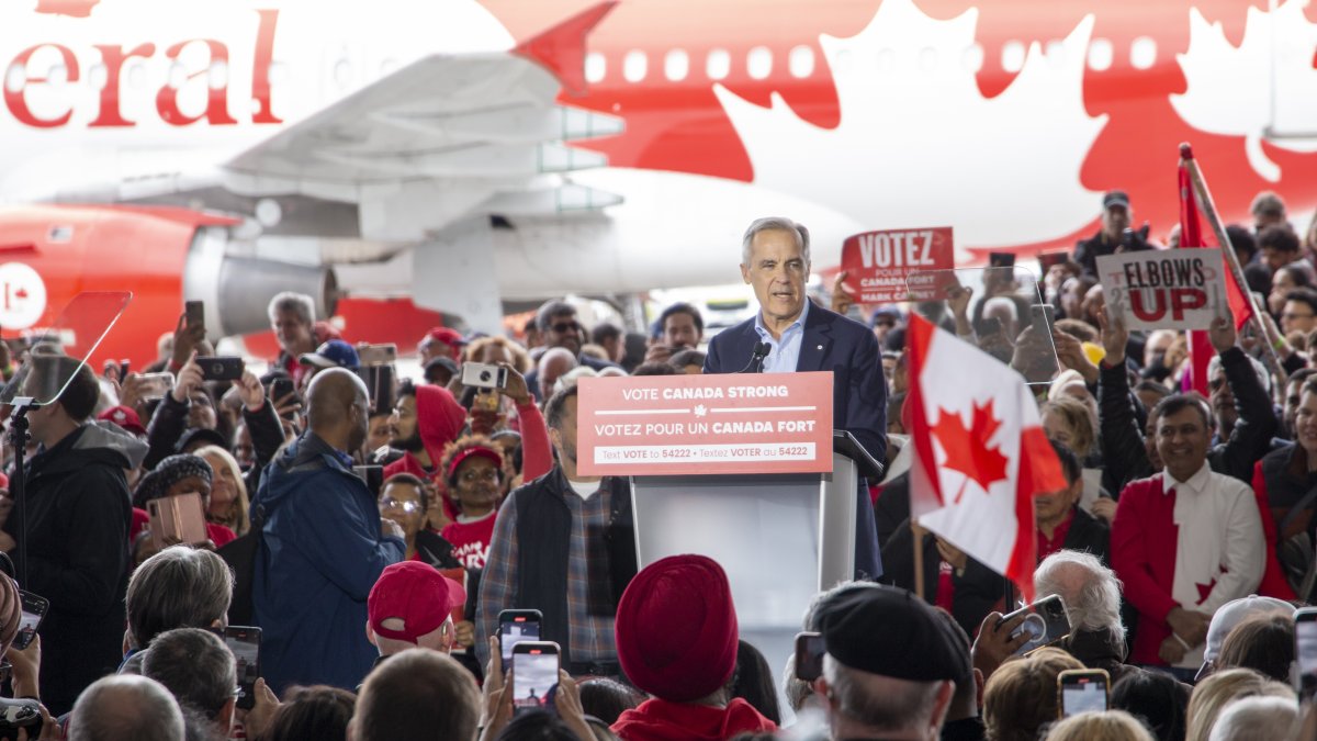 Ofrecimientos. Los políticos venían realizando sus campañas con diversas ofertas en los últimos días.