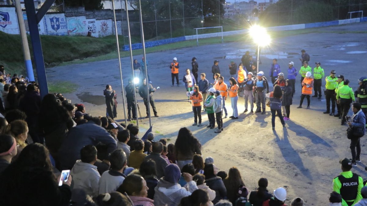 Actividad. Autoridades establecieron cuatro puntos seguros en La Gasca, Pambachupa, Santa Clara de San Millán durante el simulacro.