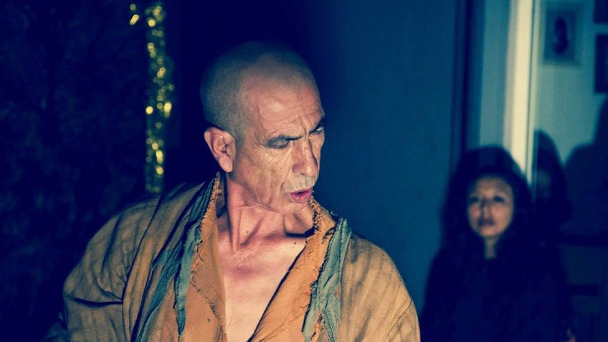 En junio de 2024, la Asamblea Nacional reconoció el trabajo del maestro Kléver Viera y su contribución a la danza.