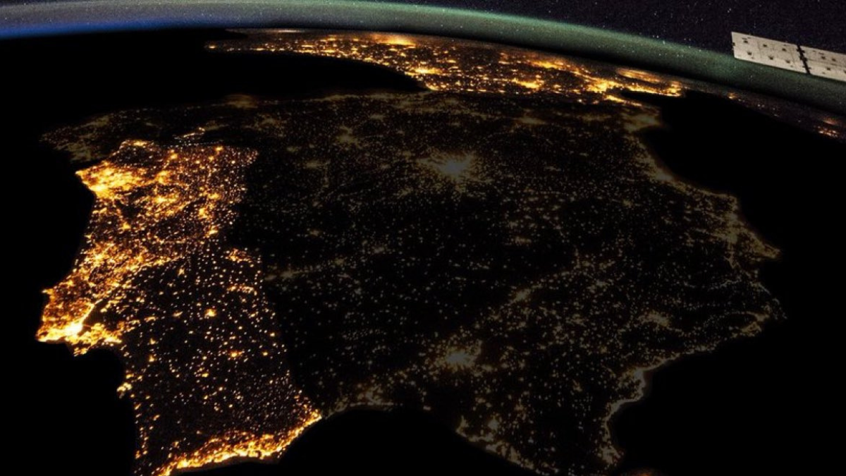 Apagón en Europa. España, Portugal y Francia son los afectados.