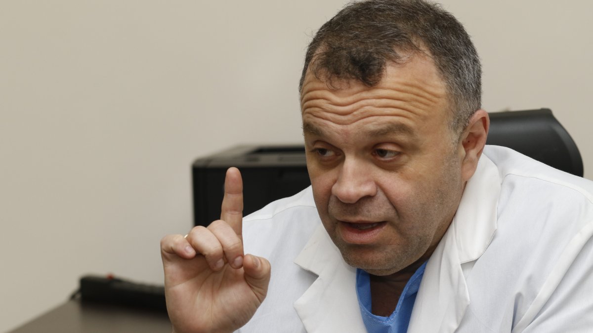 Luis Enirque Jairala Zunino es médico especializado en neurocirugía.