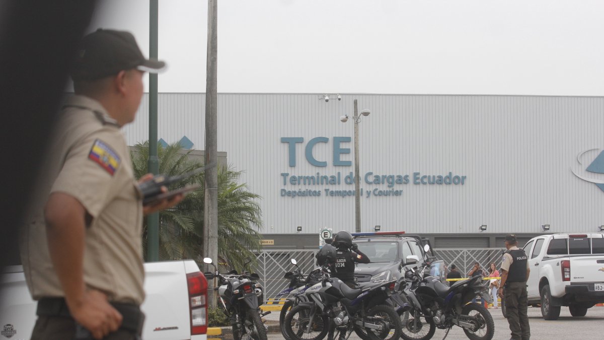 Zona de la Terminal de Carga en el aeropuerto José Joaquín de Olmedo, en Guayaquil.