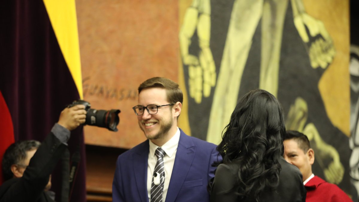 14 de mayo de 2023, Augusto Verduga fue posesionado por la Asamblea como vocal del Consejo de Participación Ciudadana y Control Social (CPCCS).