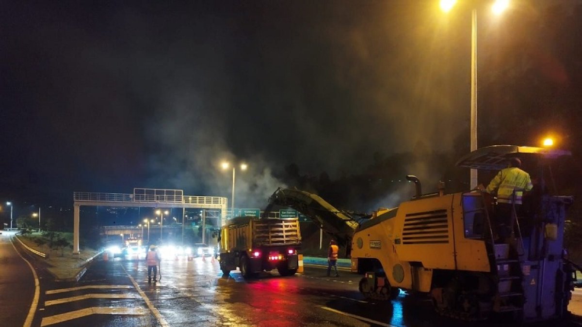 Se estima que los treabajos en las dos vías concluyan a mediados de mayo.