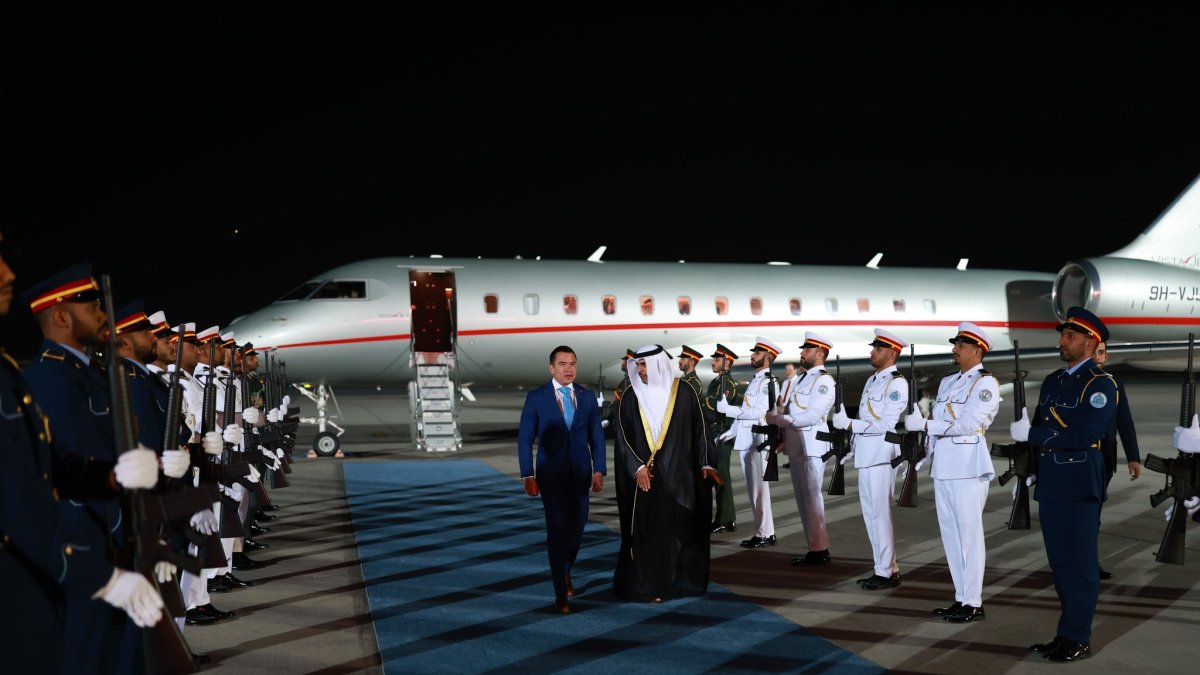El presidente Daniel Noboa fue recibido por el ministro de Justicia de los Emirates Árabes Unidos Abdullah bin Sultan bin Awad Al Nuaimi.