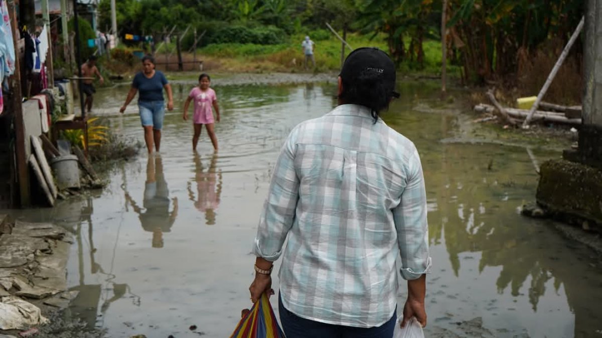 En algunos sectores de la Costa se pronostican lluvias, vientos y posibles desbordamientos de ríos.