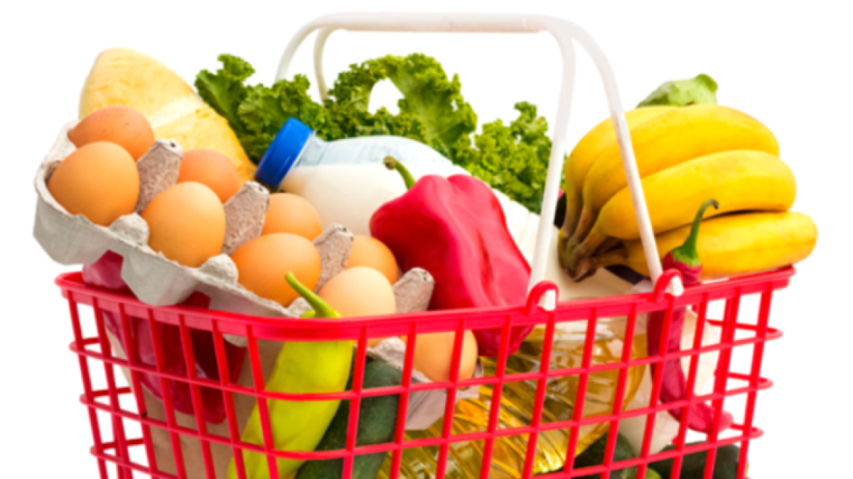 La canasta básica es un conjunto de productos y servicios básicos para mantener a una familia.