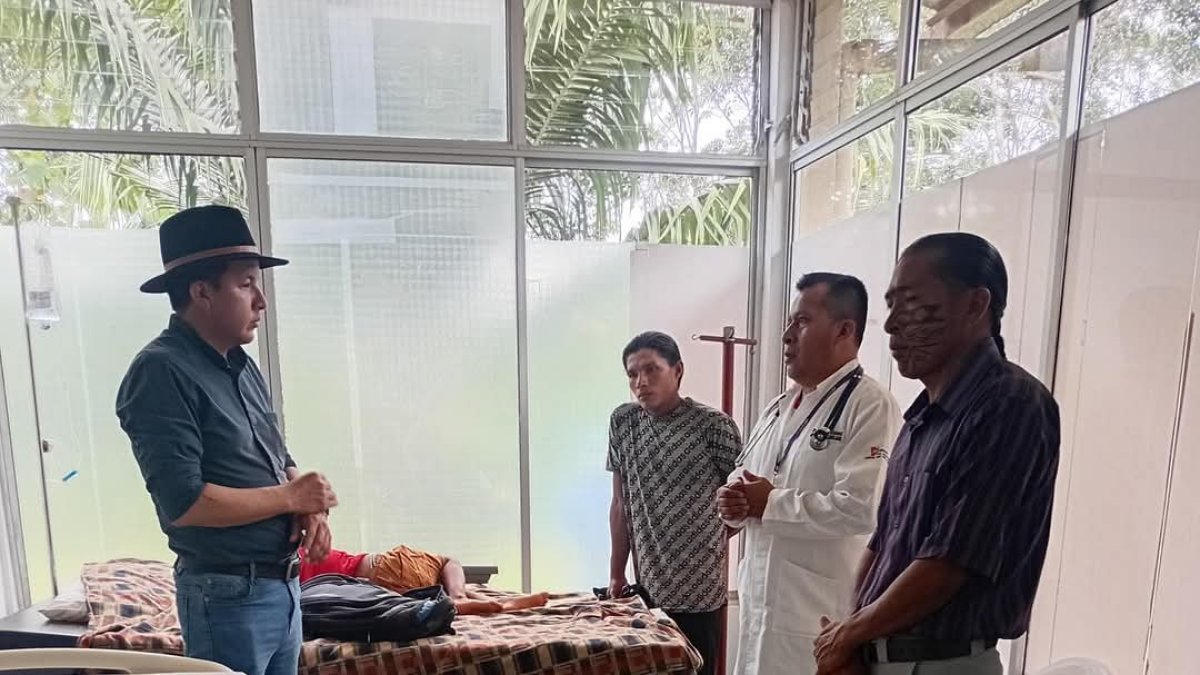 Situación. Las brigadas médicas han llegado a la zona después de reportarse el caso de los siete niños fallecidos. Hay menores que siguen hospitalizados.