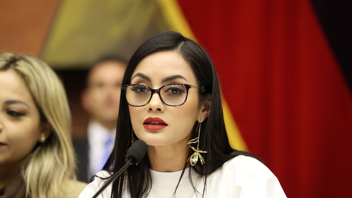 La presidenta de la Asamblea Viviana Veloz envió un oficio al Ministerio de Salud.