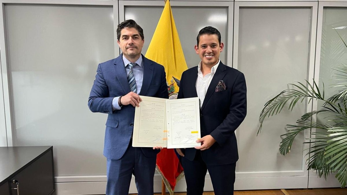 La firma del Protocolo sobre la inspección, cuarentena y requisitos sanitarios para productos lácteos exportados a China