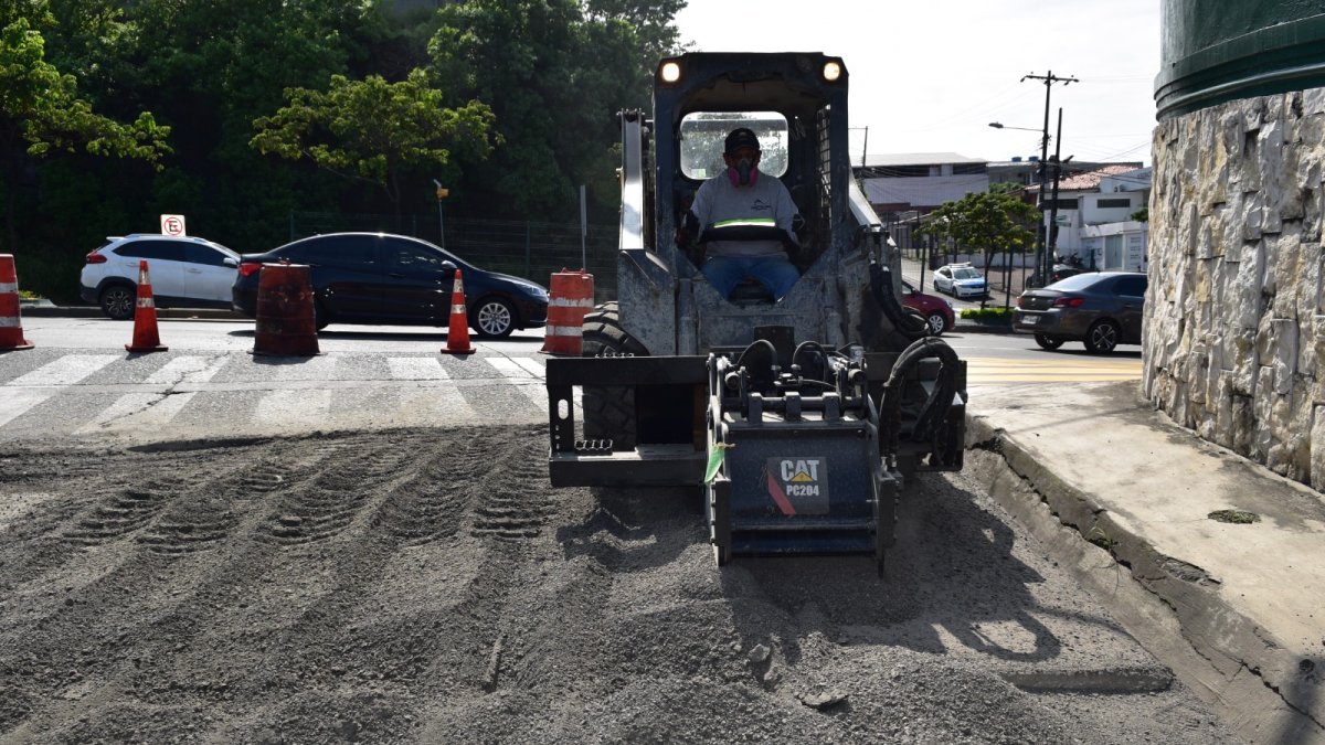 Municipio interviene sector de Urdesa