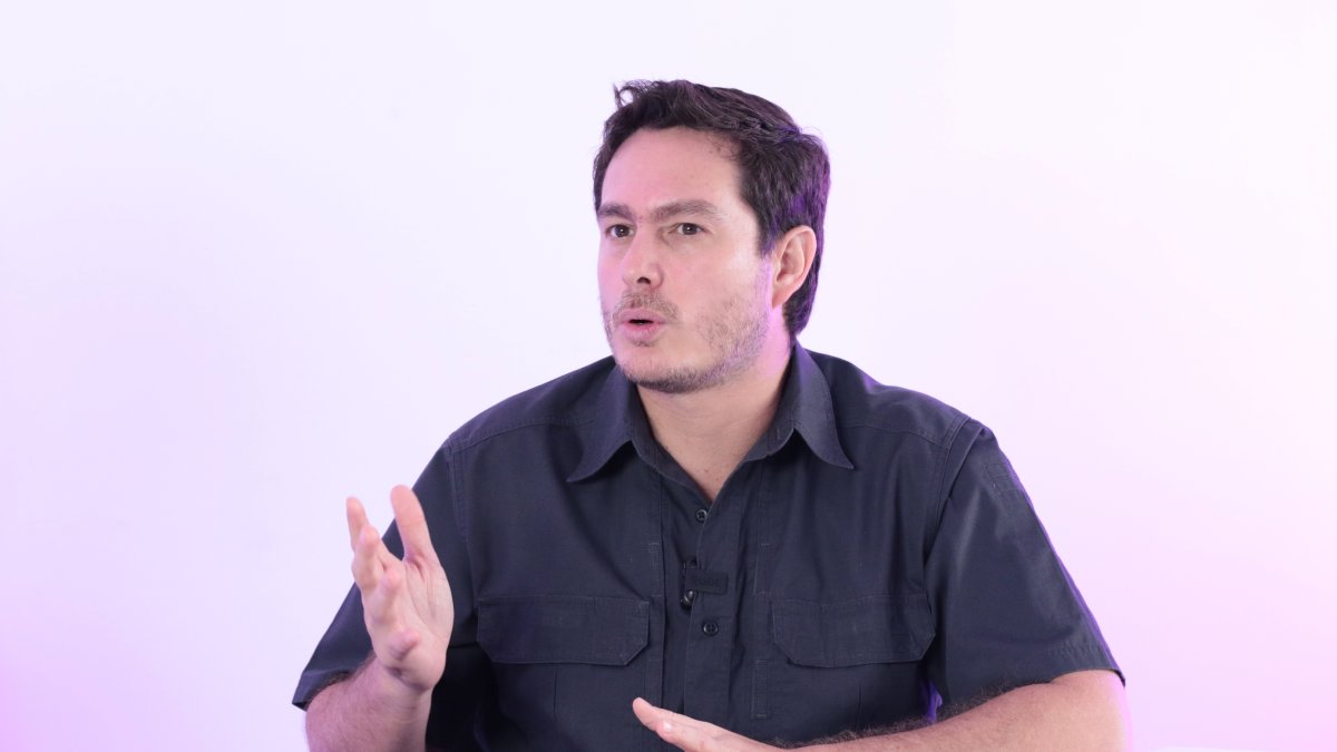 Fernando Cornejo, presidente de Segura EP, explica la estrategia municipal para la vigilancia en este regreso a clases.