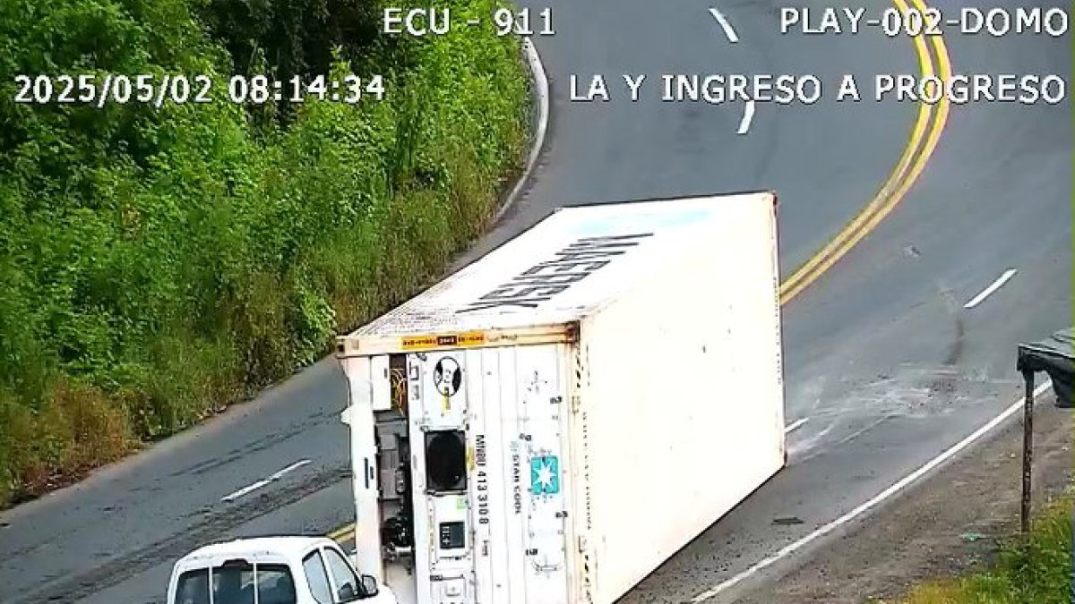 Dos accidentes de tránsito se registraron la mañana de este 2 de abril en vía a la costa.