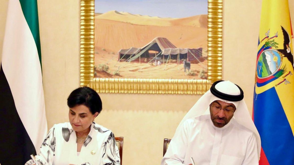 La canciller Gabriela Sommerfeld fue la encargada de firmar el memorando.