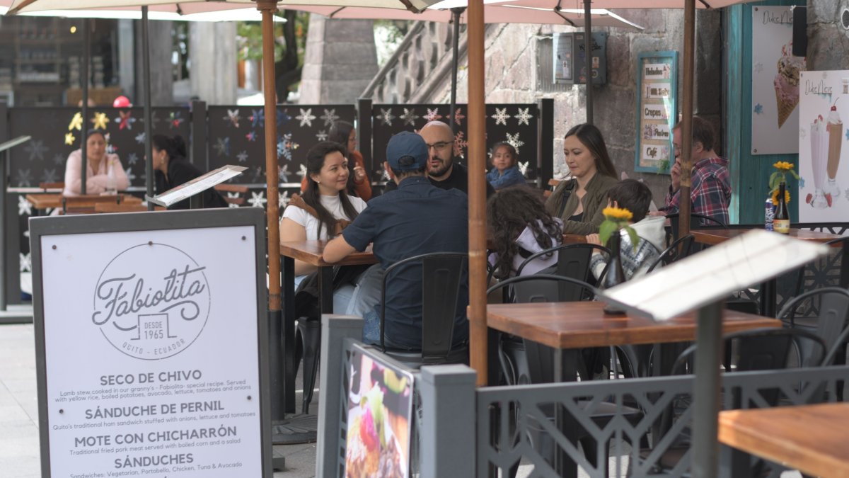 El comercio local se activa en feriados gracias a la llegada de turistas en busca de gastronomía.