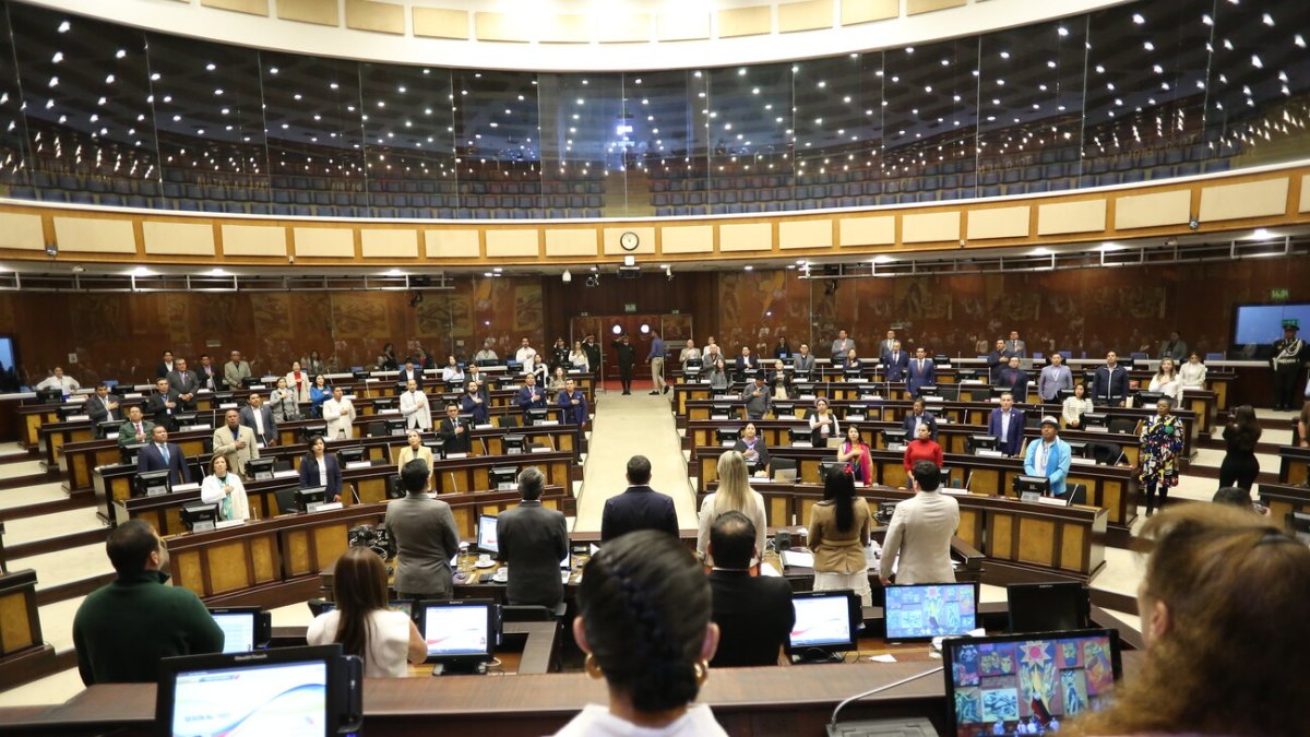 La Ley que garantiza el derecho al trabajo de personas con discapacidad pasará al Pleno.