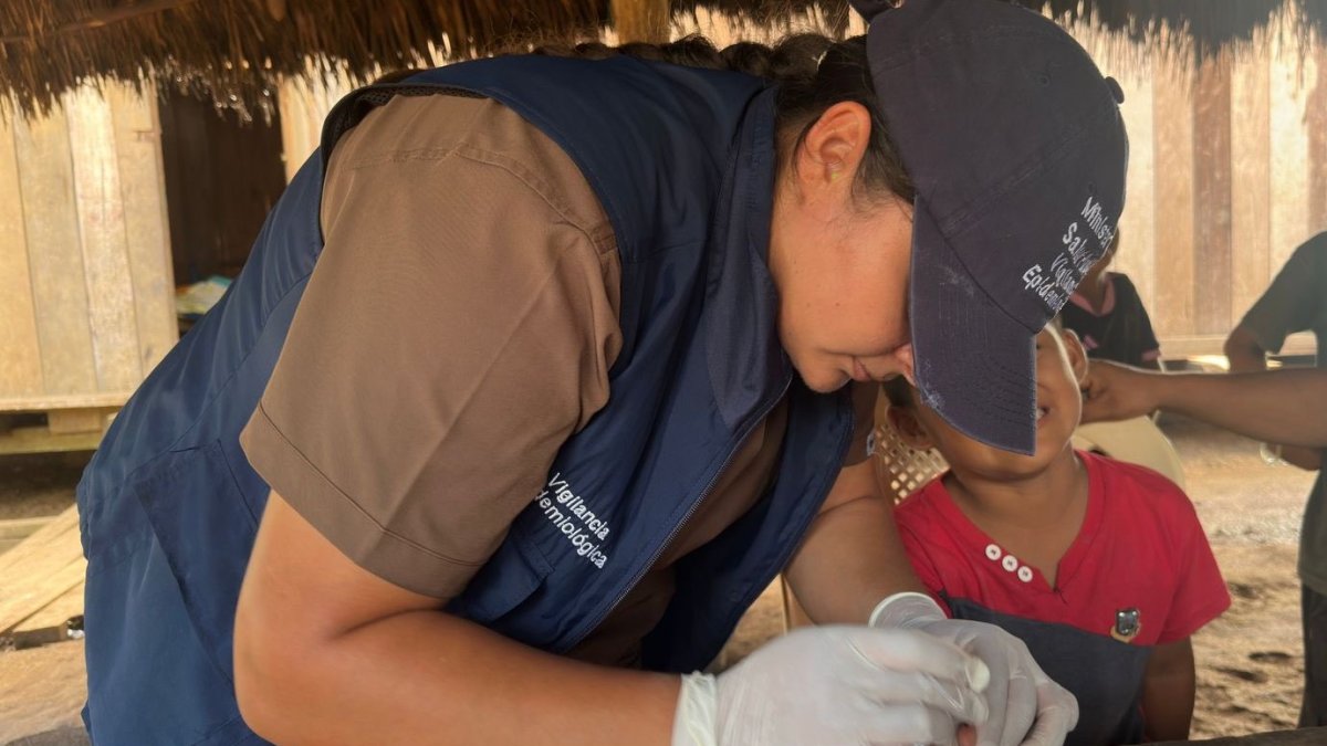 Tras días de análisis a la población y al entorno, en Taisha se determinó qué bacteria fue la que causó la muerte a los niños.