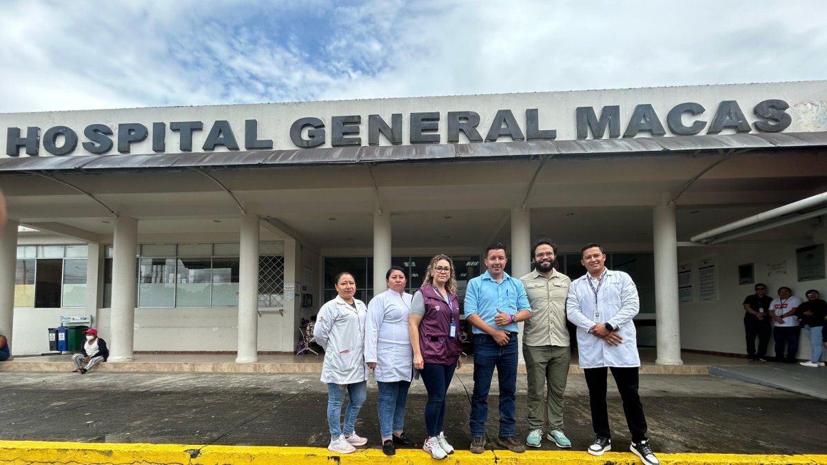 El ministro de Salud, Edgar Lama, recorrió el Hospital General de Macas.