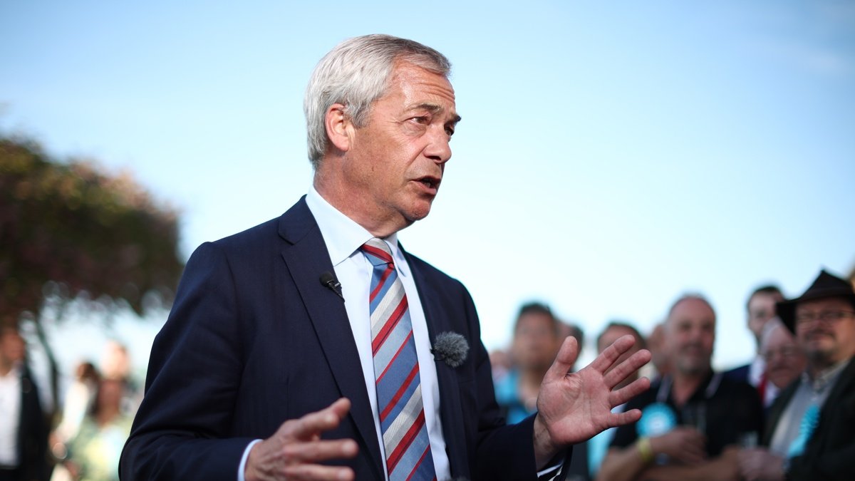 El líder de Reform UK, Nigel Farage, en un evento posterior a las elecciones en el recinto ferial del condado de Staffordshire, en Stafford, Gran Bretaña, el viernes 2 de mayo de 2025.