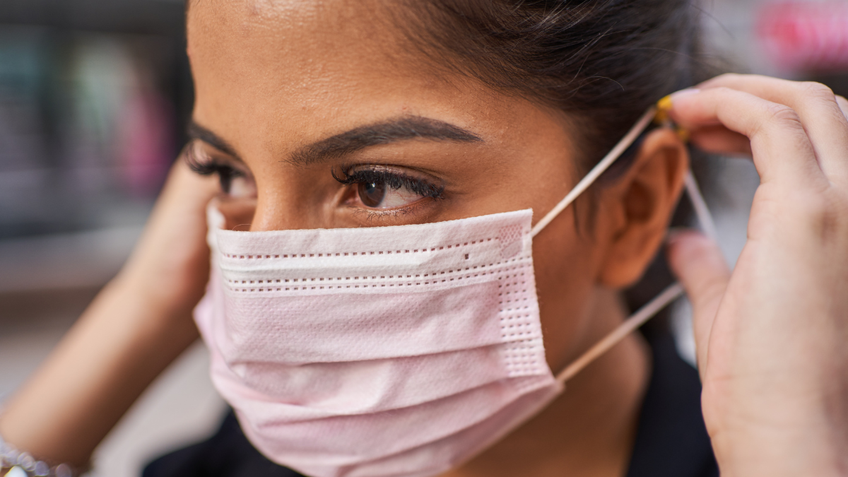 El uso de la mascarilla vuelve a cuatro provincias de Ecuador por disposición oficial.