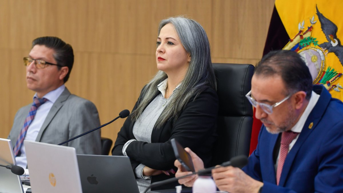 María Fernanda Racines fue electa por unanimidad como vicealcaldesa. Era considerada la mano derecha de Pabel Muñoz y su bancada busca ratificarla en el cargo.