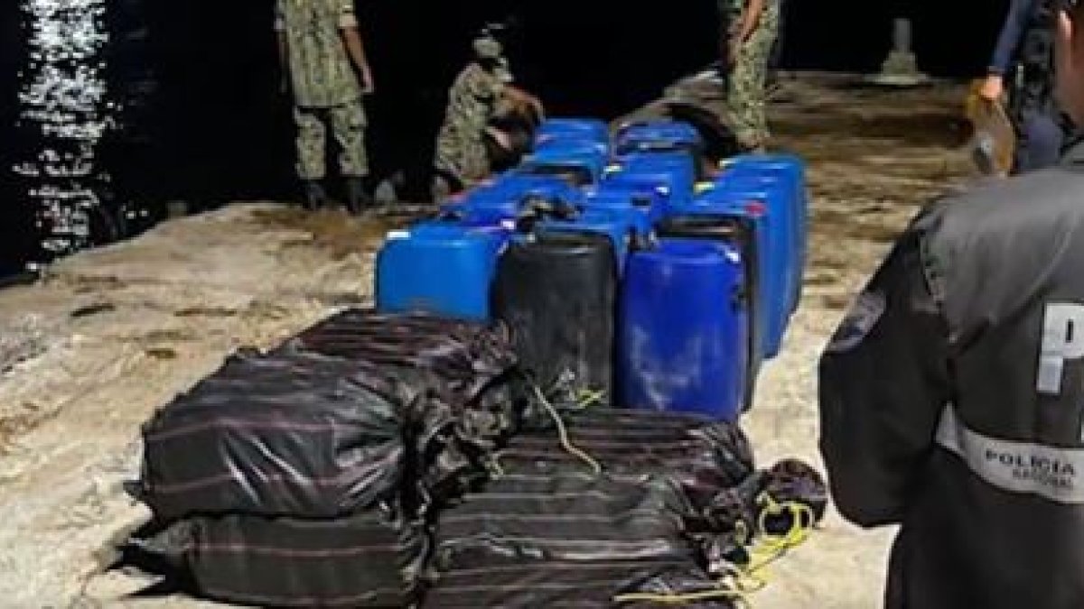 Policía incautó más de una tonelada de clorhidrato de cocaína que tenía como destino el tráfico internacional de drogas