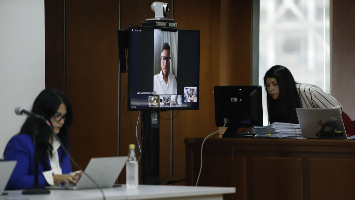 Augusto Verduga, exconsejero de Participación, se presentó vía telemática en la audiencia de revisión de medidas cautelares, este 6 de mayo de 2025.