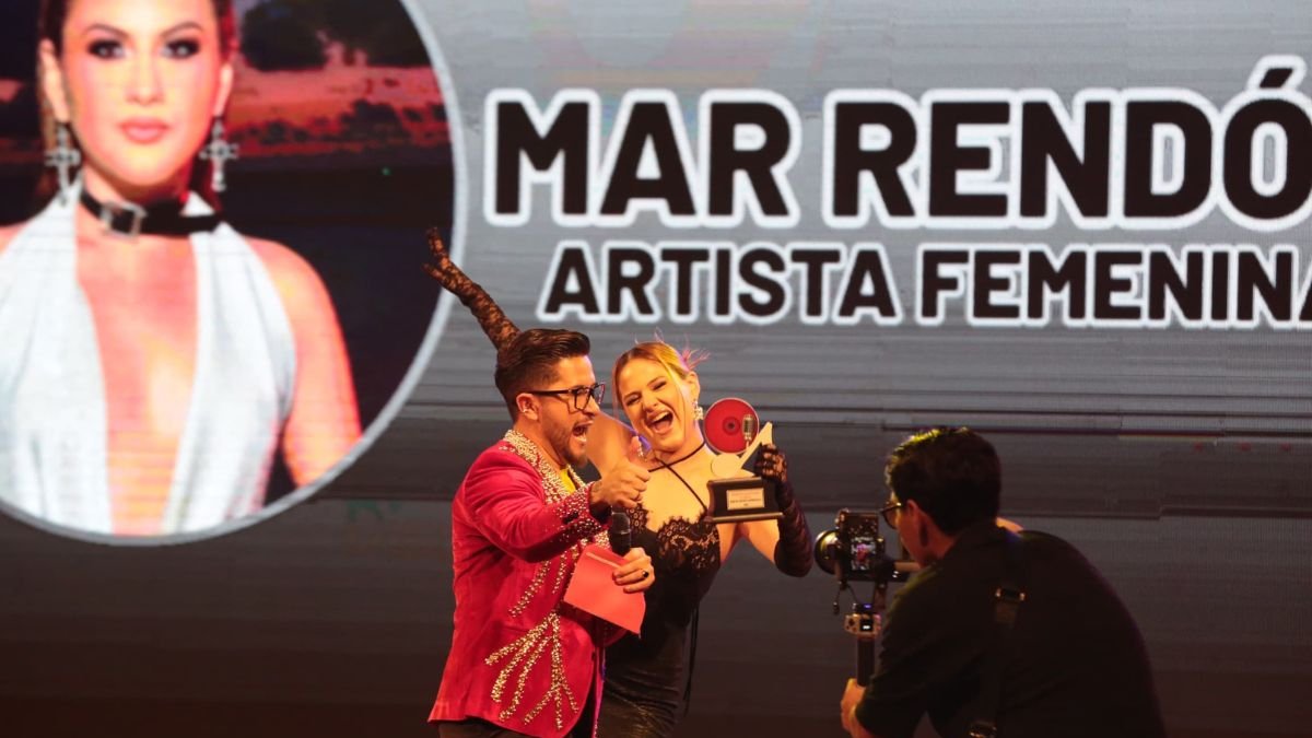 Mar Rendón fue una de las más premiadas en la edición 11 de los Premios Disco Rojo.