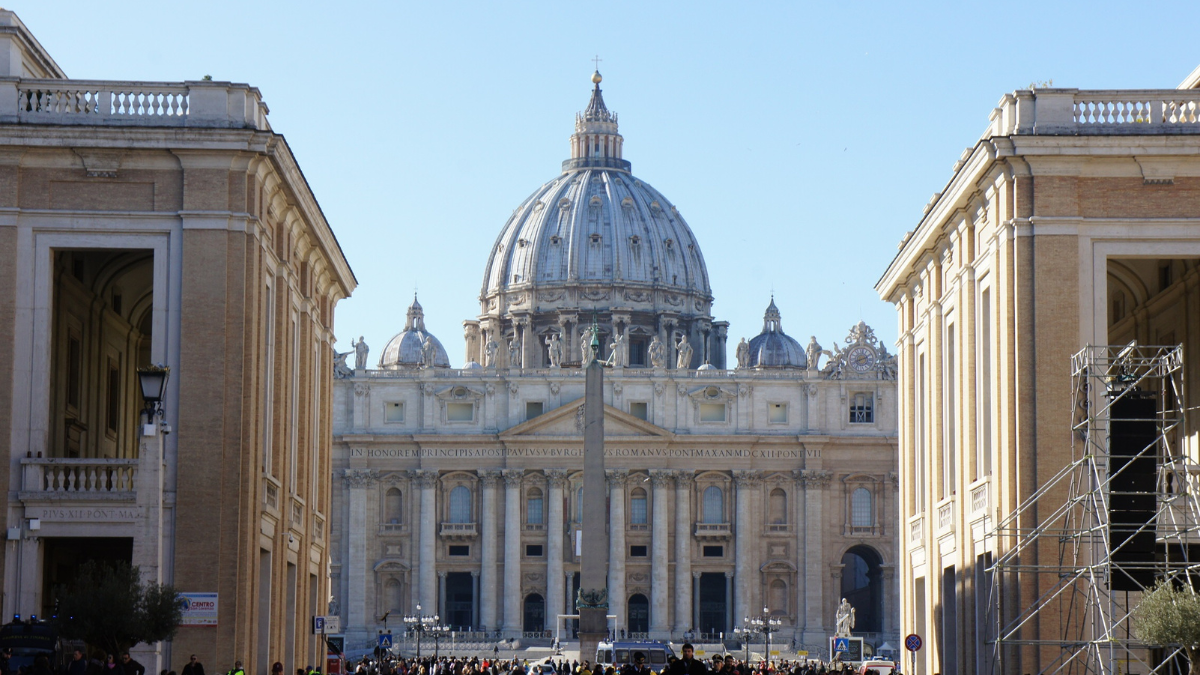 El Vaticano recibirá a miles de fieles durante los días del cónclave.