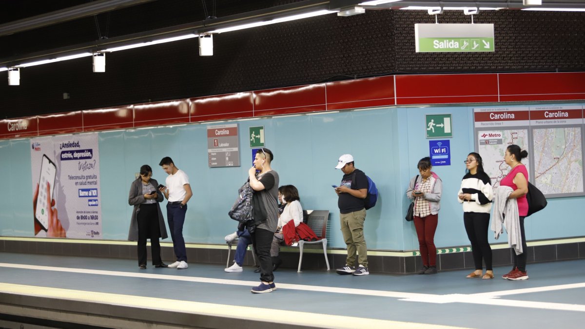 Los usuarios del Metro de Quito reportaron fallas en el servicio por segundo día consecutivo.