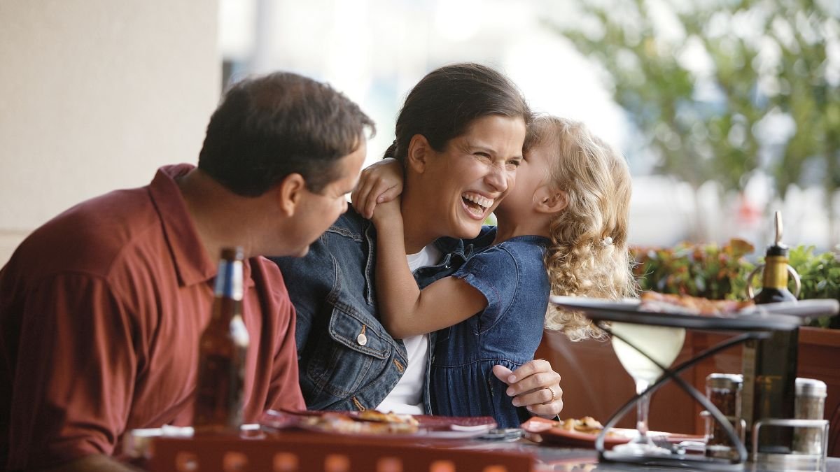 Hay varias opciones en Guayaquil y Quito para regalarle a mamá un desayuno, almuerzo o cena por su día.