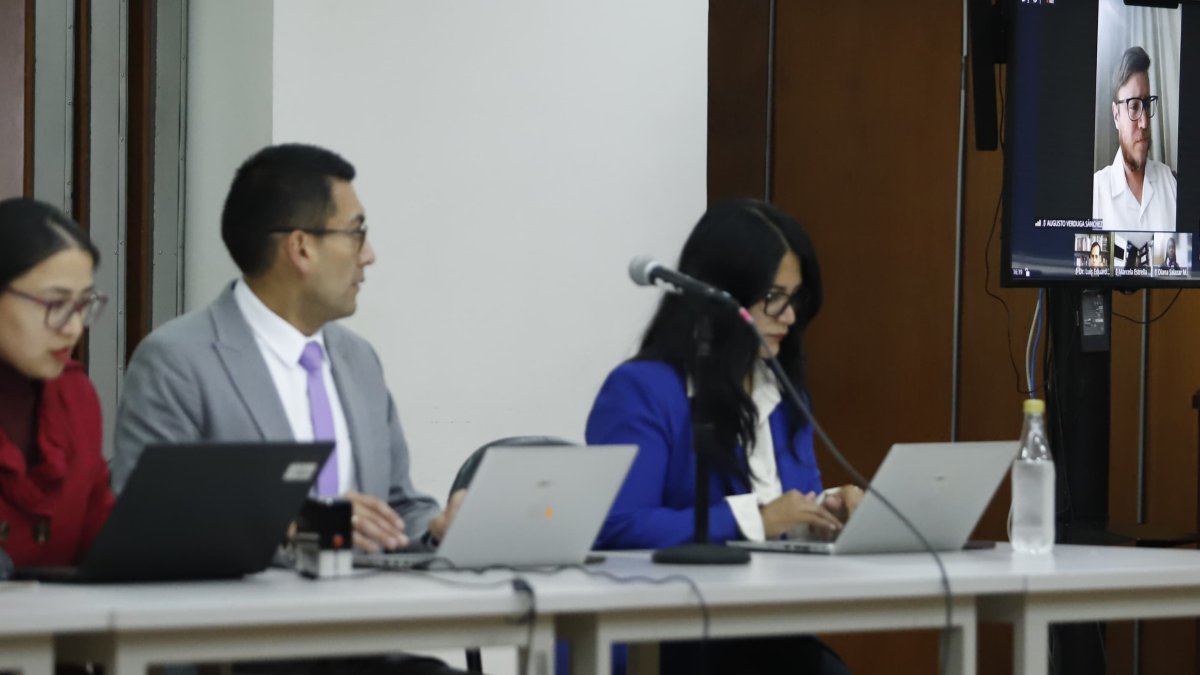 Augusto Verduga tiene vigente una solicitud de difusión roja de Interpol, luego de que una jueza dispuso su prisión preventiva por el caso Ligados.