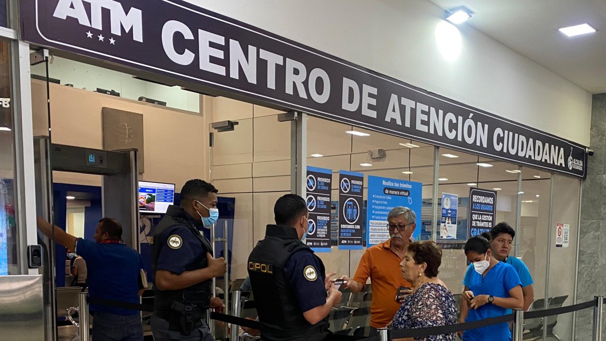 Ciudadanía.Un centro de atención de ATM está en el centro comercial Albán Borja.