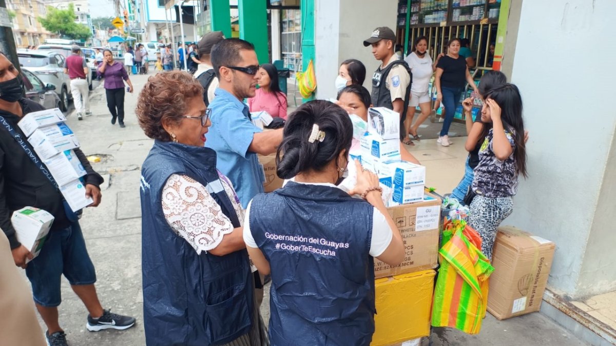 Mascarillas. El operativo se realizó en varios puntos de Guayaquil.,