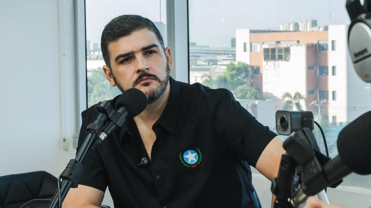 El alcalde de Guayaquil, Aquiles Álvarez, se refirió al triunfo de Daniel Noboa una vez más. Esta vez lo hizo durante su enlace radial semanal.