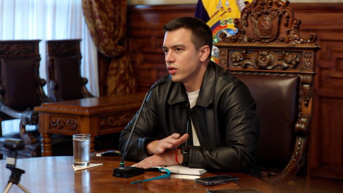 El presidente declaró tres días de luto nacional.