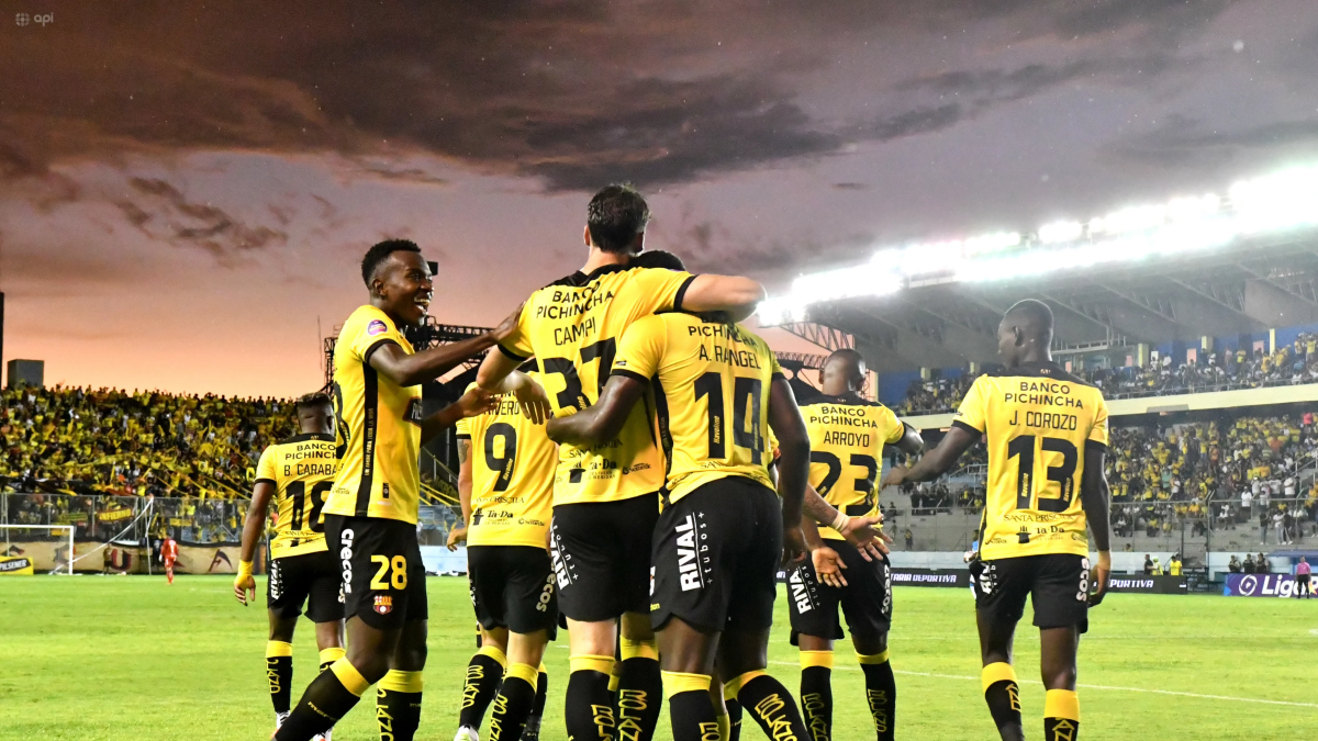 Barcelona sigue siendo el líder de la LigaPro, luego de 11 fechas jugadas