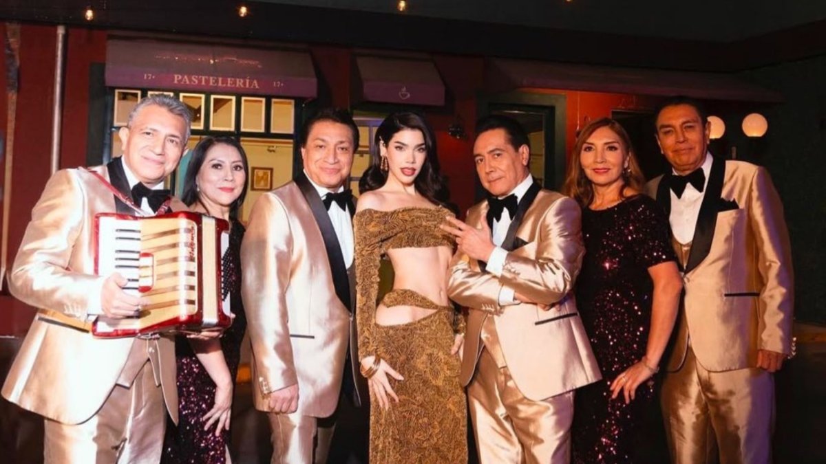 Los Ángeles Azules y Kenia Os