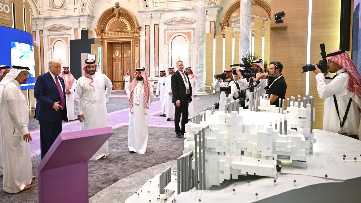 El presidente de Estados Unidos, Donald Trump, y el príncipe heredero saudí, Mohammed bin Salman en el Centro Internacional de Conferencias Rey Abdul Aziz.